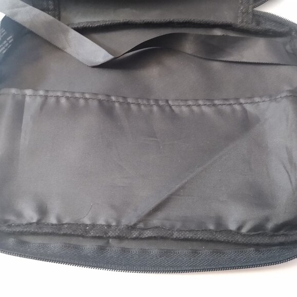 Bible Cover for Standard-Sized Bible - black - Picture 8 of 10